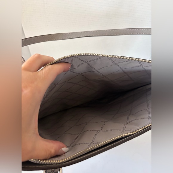 Michael Kors Large grey leather tote - Picture 6 of 12